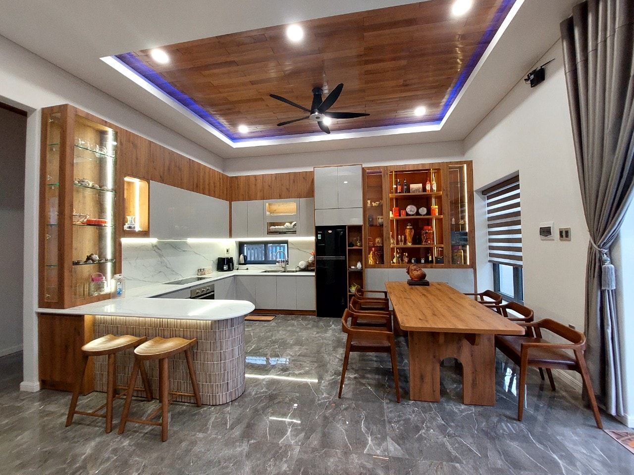 thiết kế thi công trọn gói nhà anh Hưng 2024