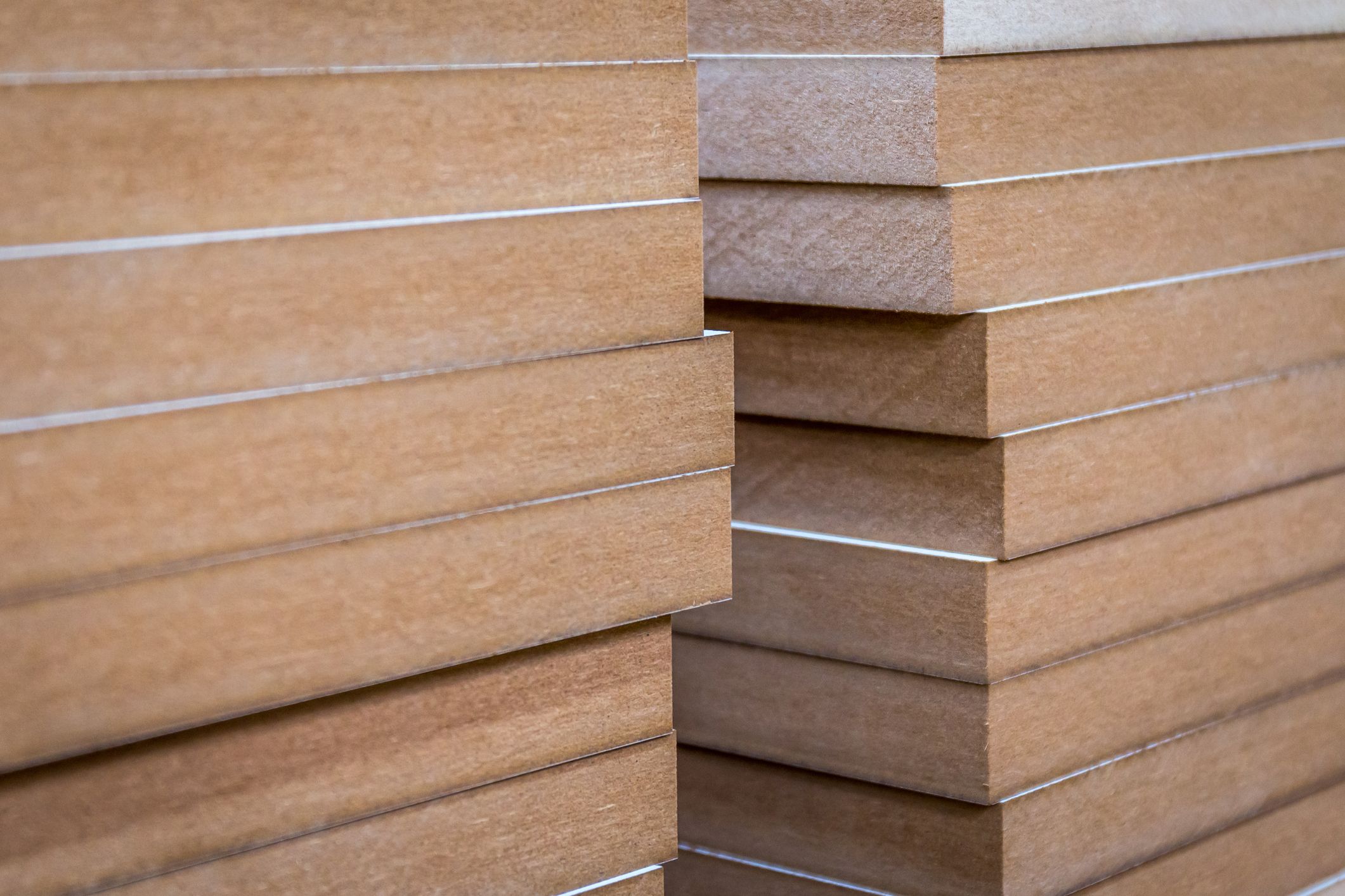 So sánh gỗ MDF với gỗ cao su về tính ổn định và độ bền theo thời gian sử dụng So sánh gỗ MDF với gỗ cao su về tính ổn định và độ bền theo thời gian sử dụng