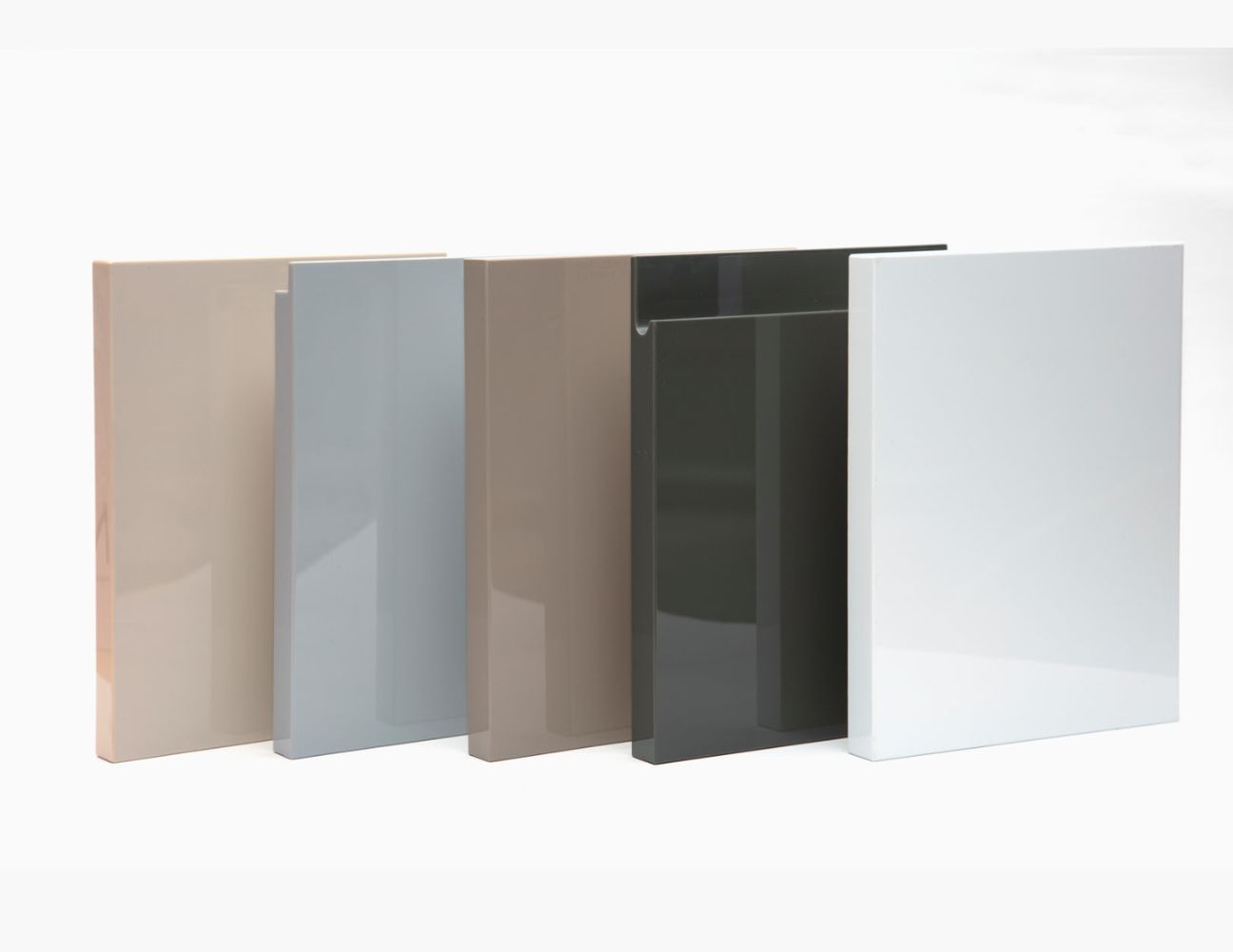Bề mặt acrylic bóng mịn