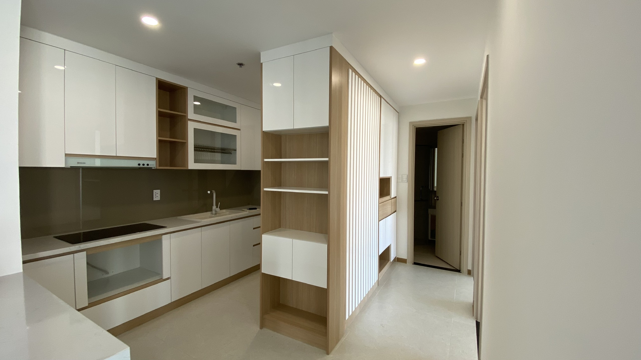 Thi công tủ bếp chung cư Thi công tủ bếp chung cư