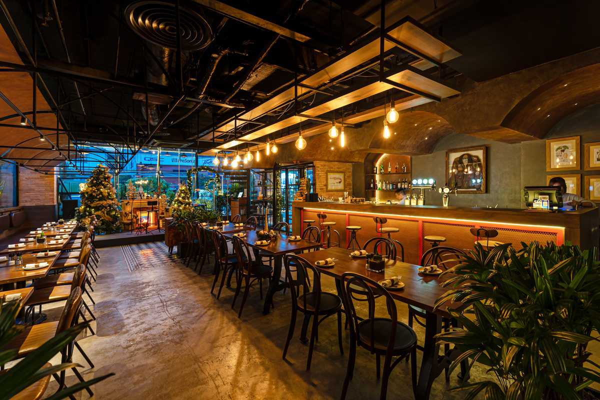 Thiết kế nội thất nhà hàng cớ quầy bar Thiết kế nội thất nhà hàng cớ quầy bar