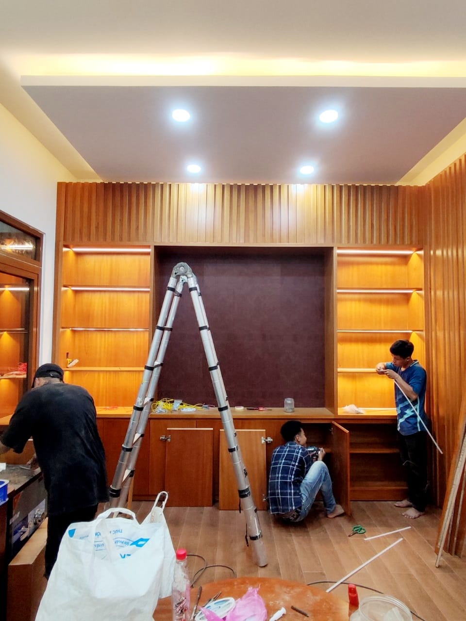 Thiết kế thi công nội thất phòng họp cho văn phòng Thiết kế thi công nội thất phòng họp cho văn phòng