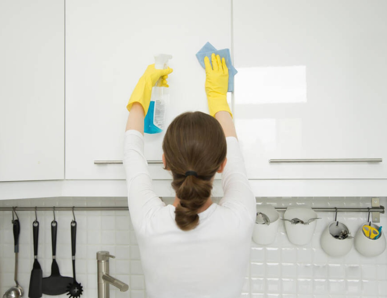 Tủ bếp nhựa mini dễ vệ sinh