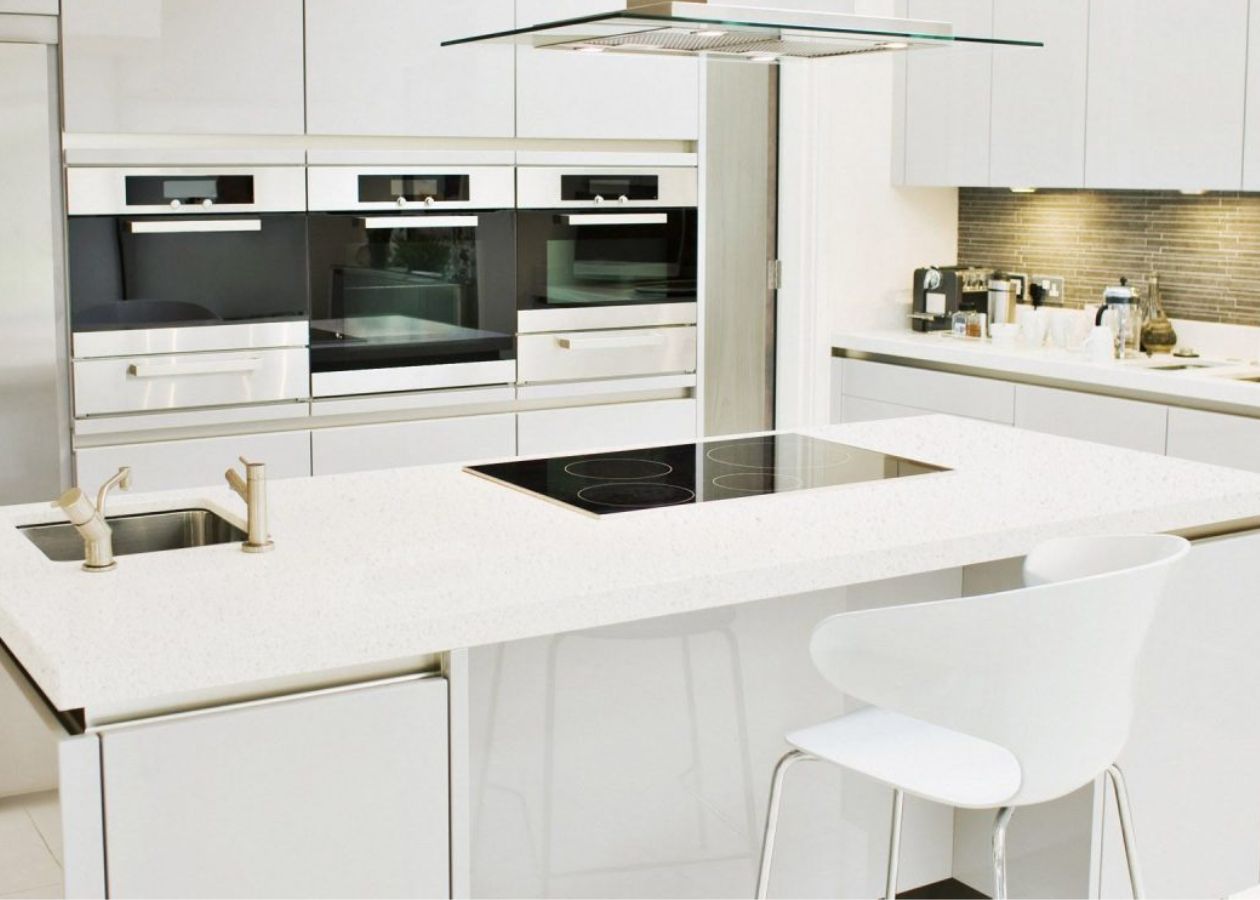 Quy trình thi công mặt đá bếp solid surface