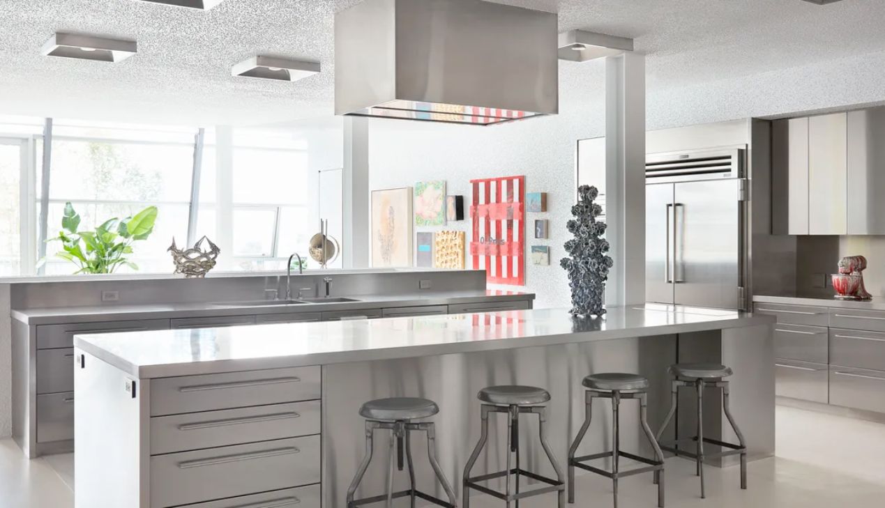 Mẫu tủ bếp khung inox cánh nhôm đẹp