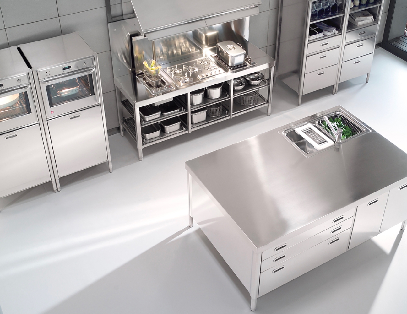 Phụ kiện tủ bếp inox cao cấp