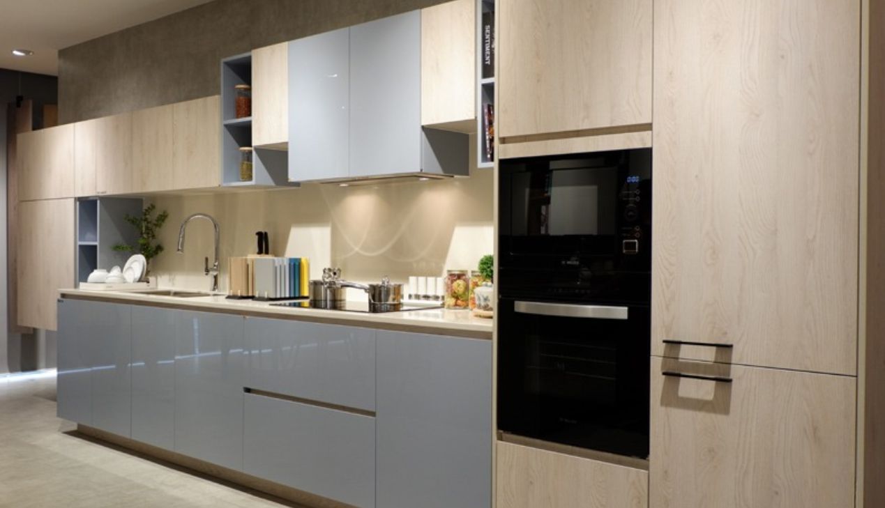 Tủ bếp acrylic kết hợp gỗ Tủ bếp acrylic kết hợp gỗ