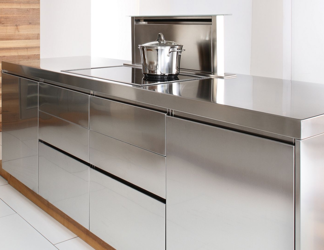 Tủ bếp inox chống bám vết dầu