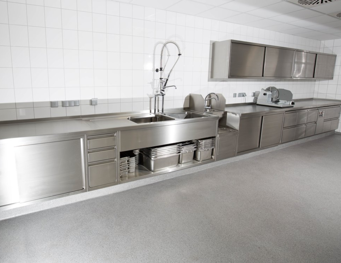Tủ bếp inox chống gỉ