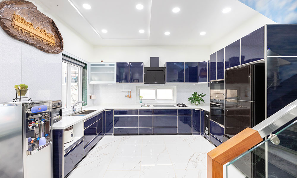 Tủ bếp nhôm cánh kính tone xanh Tủ bếp nhôm cánh kính tone xanh